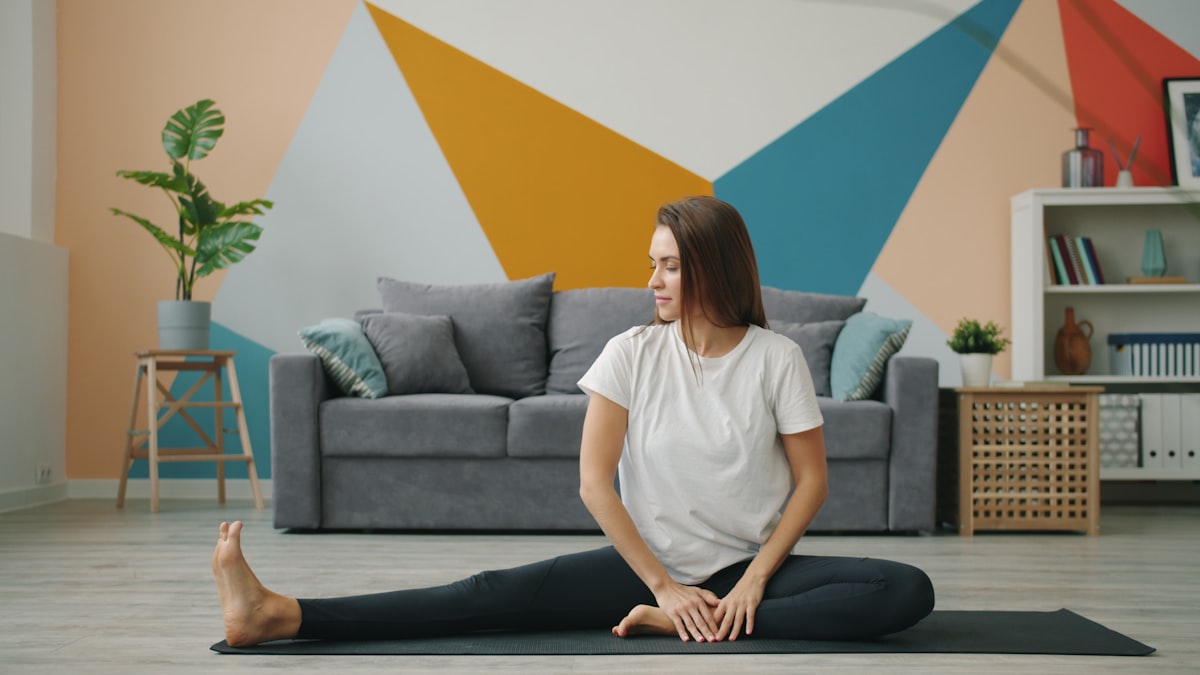Evening gentle recovery stretching routine for joint health